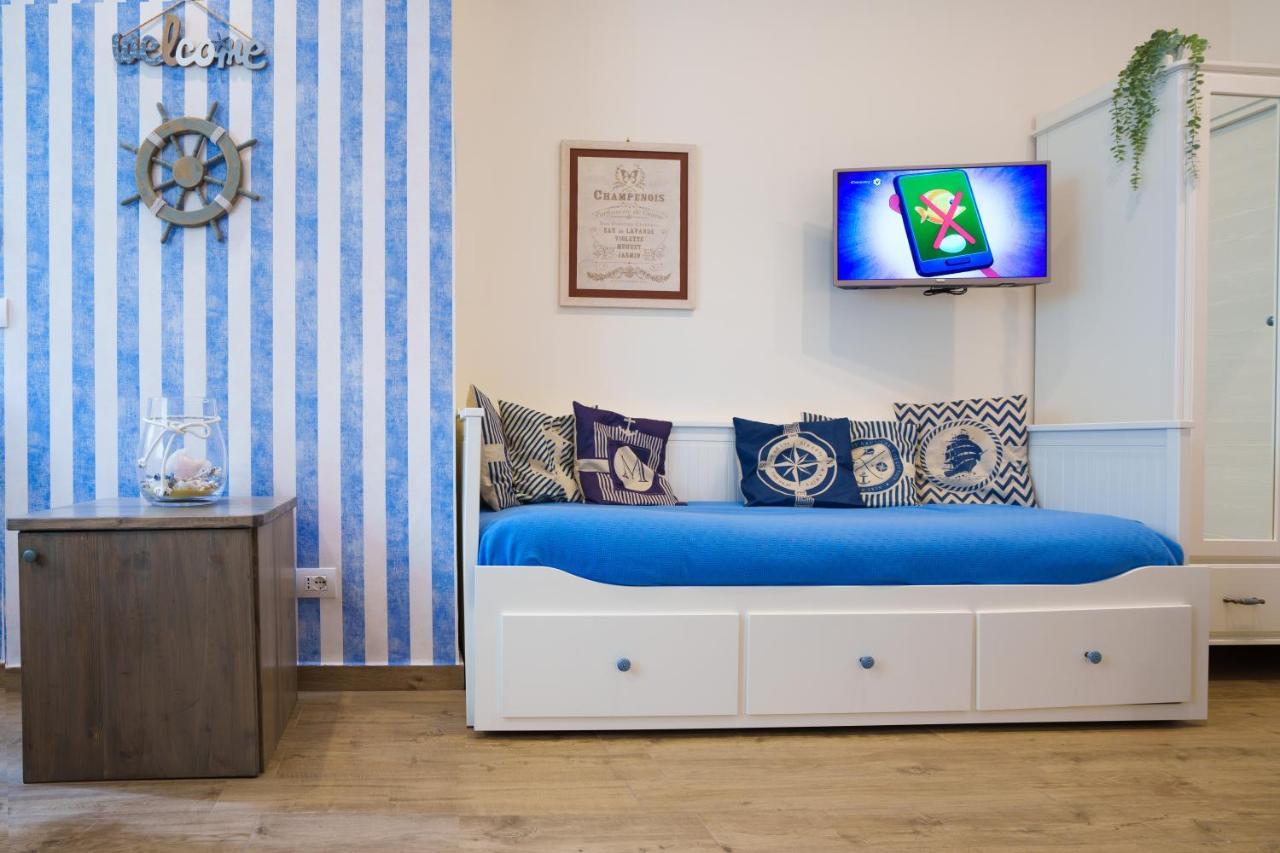 Quattro Torri B&B Santa Teresa Di Riva Luaran gambar