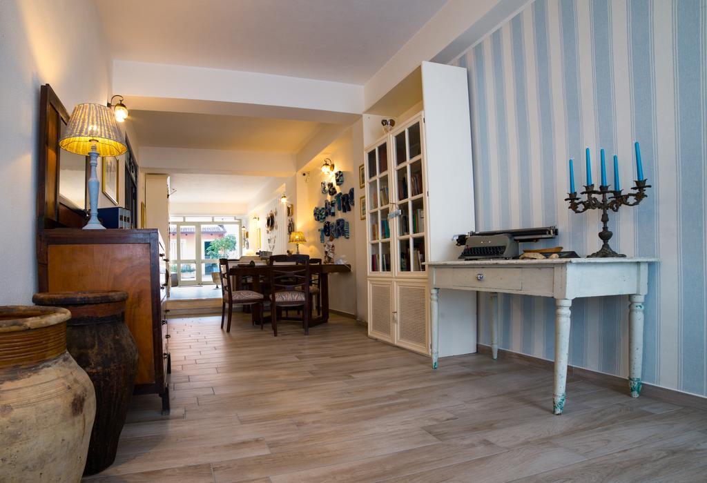 Quattro Torri B&B Santa Teresa Di Riva Luaran gambar